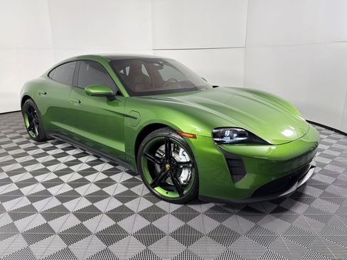 Certified 2023 Porsche Taycan GTS AWD/4WD image 7