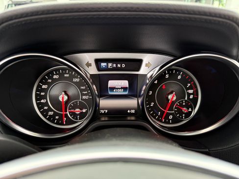 Used 2017 Mercedes-Benz SL 550 image 35