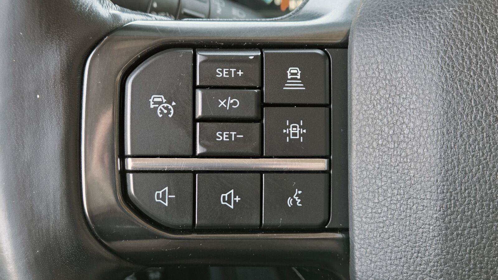 Used 2023 Ford Expedition Max Platinum AWD/4WD image 25