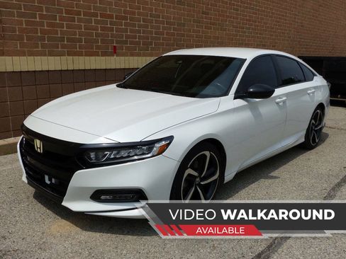 Used 2020 Honda Accord Sport image 1