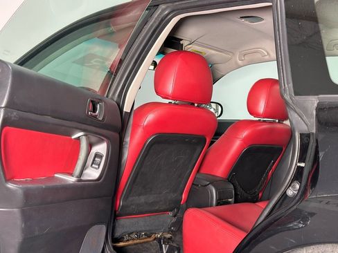 Used 2005 Subaru Outback 2.5i image 10