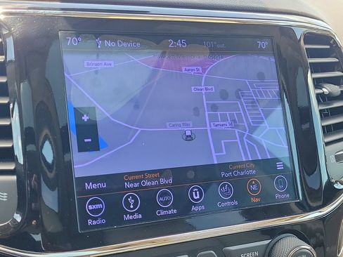 Used 2019 Jeep Grand Cherokee Overland AWD/4WD image 30