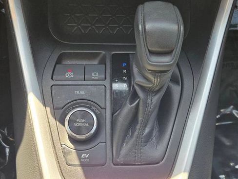 Certified 2023 Toyota RAV4 LE image 13