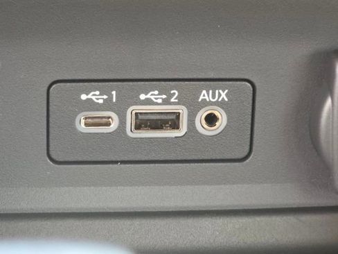 New 2025 Nissan Sentra SV w/ SV Premium Package image 16