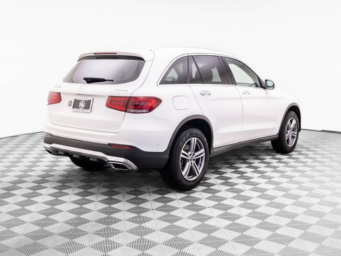 Used 2022 Mercedes-Benz GLC 300 4MATIC image 5
