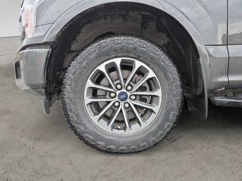 Used 2018 Ford F150 XLT w/ Equipment Group 302A Luxury AWD/4WD image 9