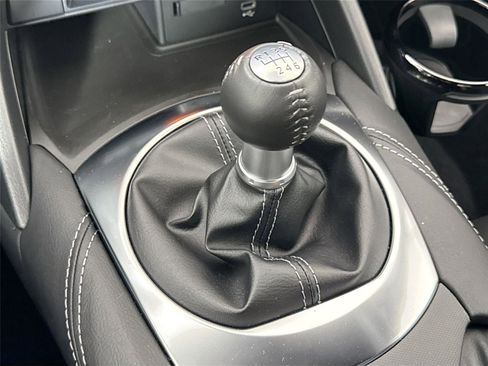 New 2026 MAZDA MX-5 Miata Club w/ Interior Package RWD image 25