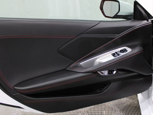 Used 2020 Chevrolet Corvette Stingray Coupe w/ 1LT image 6