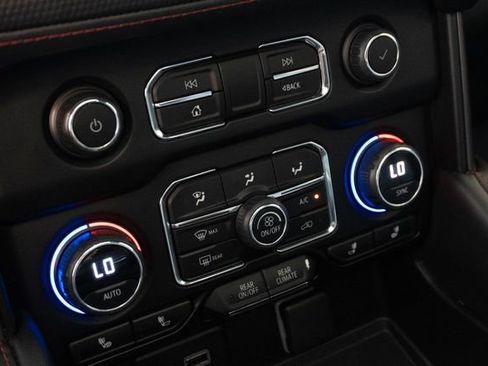 Used 2022 Chevrolet Tahoe RST w/ Luxury Package RWD image 37