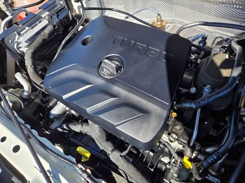 Used 2023 Chevrolet TrailBlazer ACTIV w/ Sun and Liftgate Package image 17