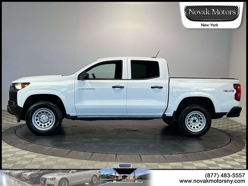 Used 2023 Chevrolet Colorado W/T w/ WT Convenience Package II AWD/4WD image 5