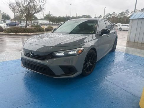 Used 2024 Honda Civic Sport image 1