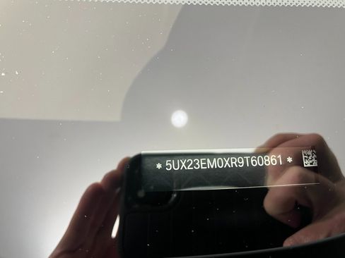 Certified 2024 BMW X7 xDrive40i w/ M Sport Package image 29