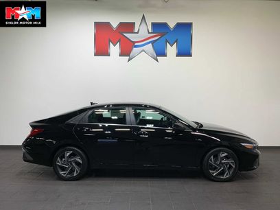 New 2025 Hyundai Elantra Limited