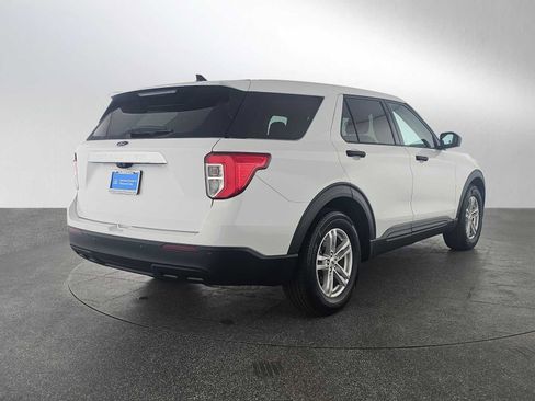 Used 2022 Ford Explorer 2WD image 3