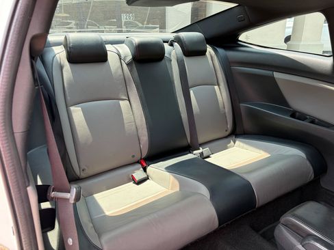 Used 2017 Honda Civic Touring image 36