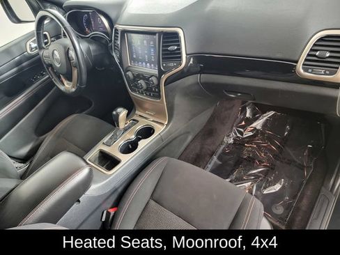 Used 2016 Jeep Grand Cherokee Laredo 75th Anniversary AWD/4WD image 19