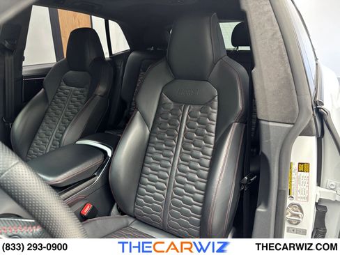 Used 2020 Audi RS Q8 w/ Carbon Optic Package image 57