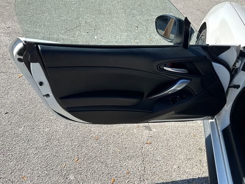 Used 2017 FIAT 124 Spider Abarth image 14