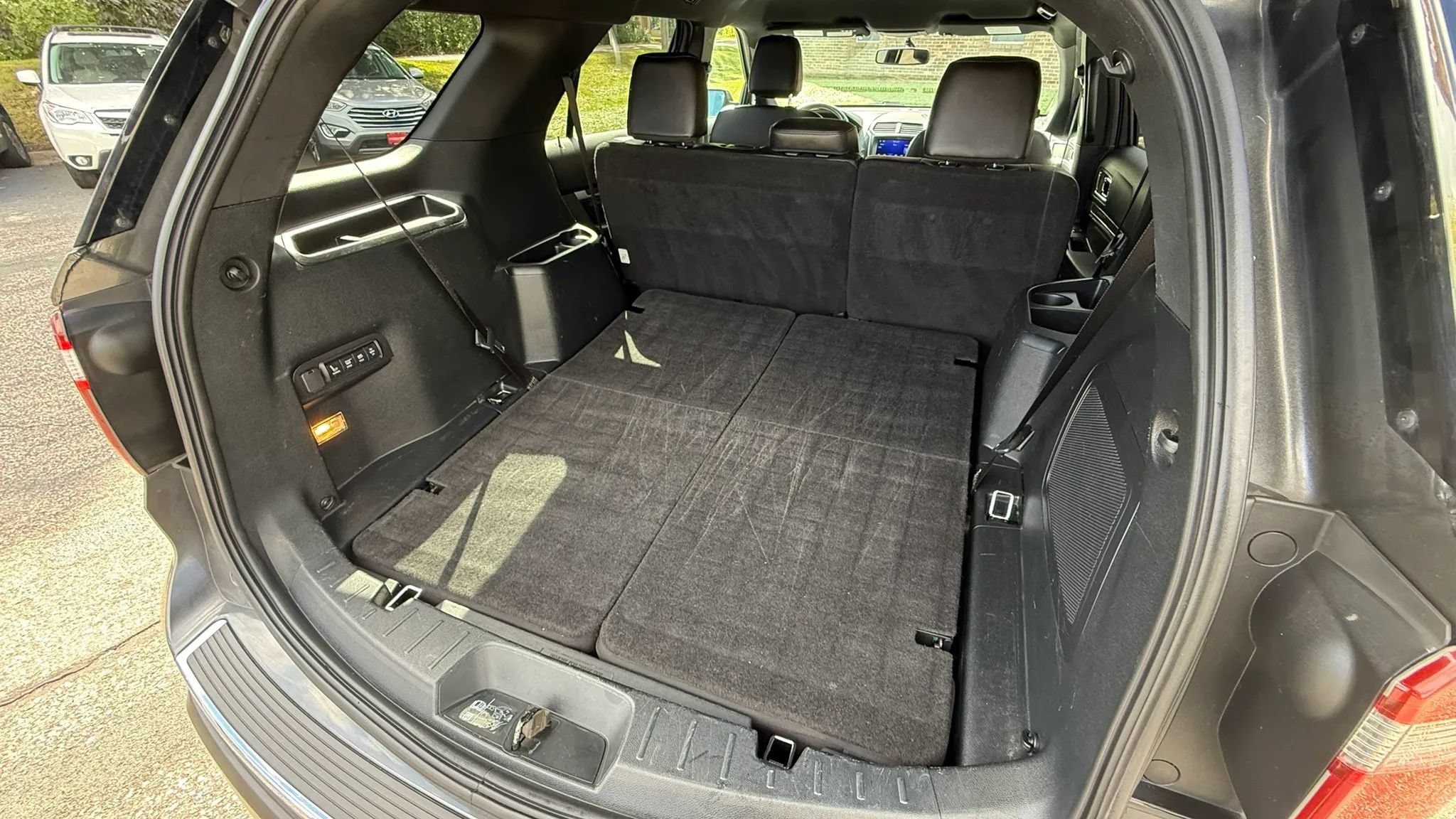 Used 2019 Ford Explorer Limited w/ Class III Trailer Tow Package AWD/4WD image 37