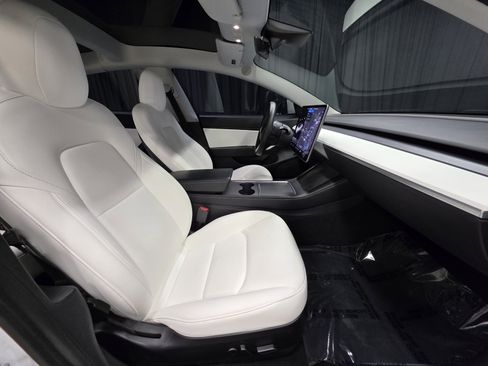 Used 2021 Tesla Model 3 Standard Range Plus image 31