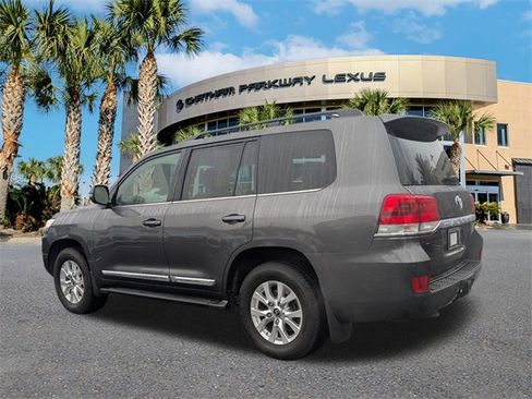 Used 2021 Toyota Land Cruiser image 7