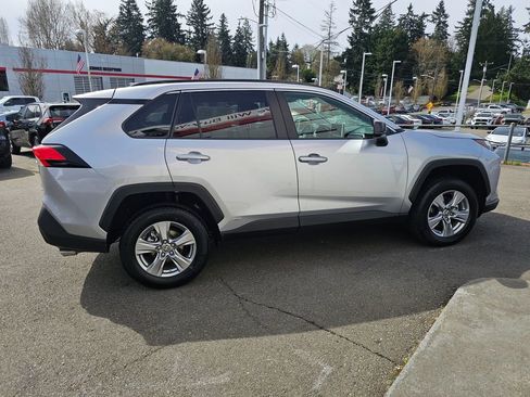 Certified 2025 Toyota RAV4 LE image 9