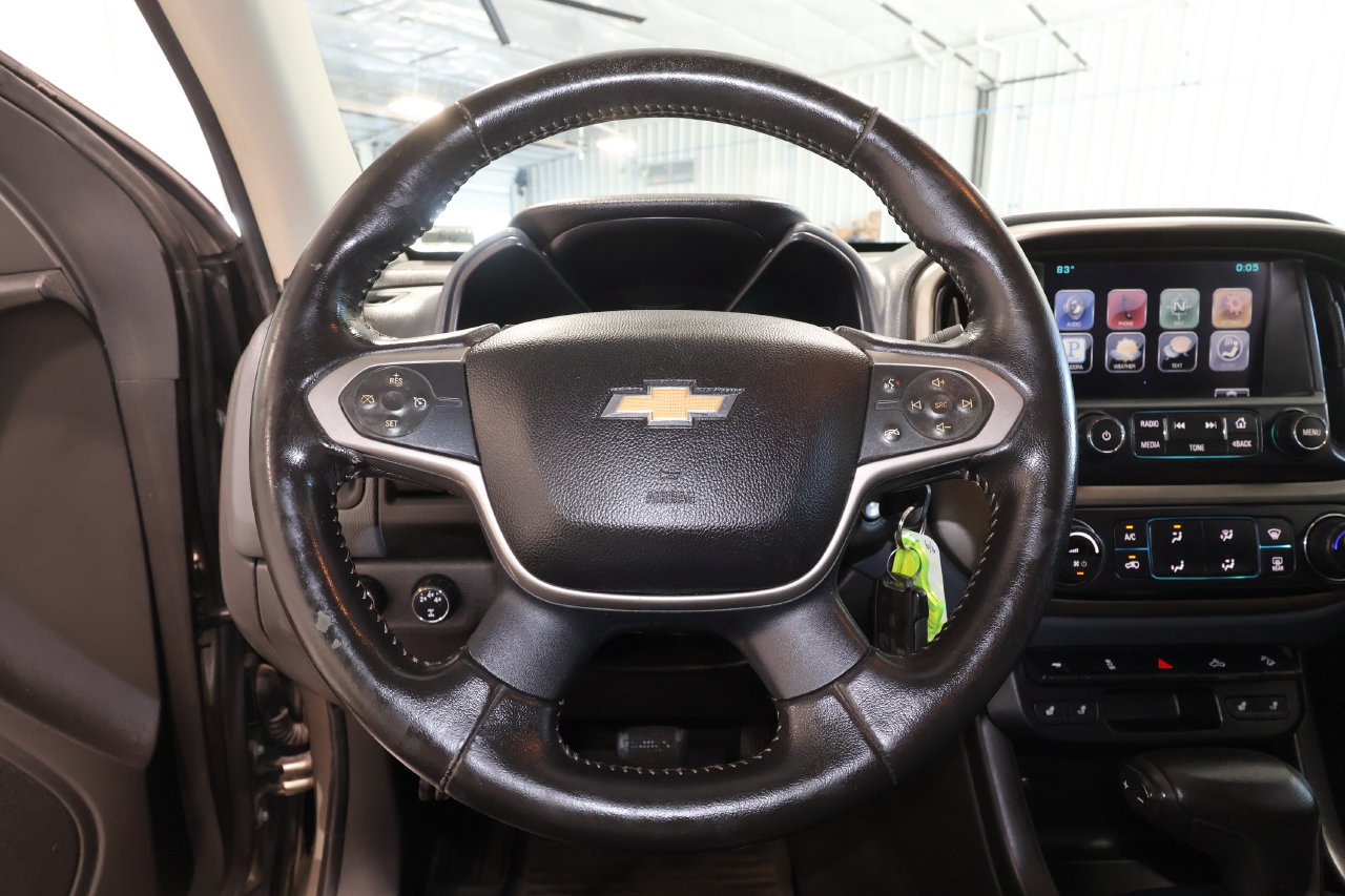 Used 2015 Chevrolet Colorado Z71 AWD/4WD image 7