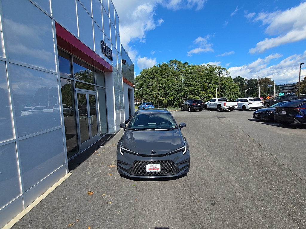 Certified 2023 Toyota Corolla SE w/ Carpet Mat Package (TMS) FWD image 2