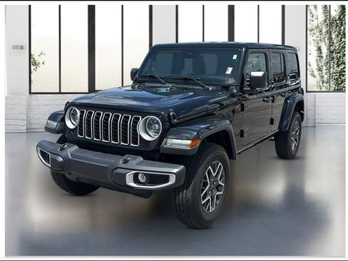 Used 2025 Jeep Wrangler Unlimited Sahara AWD/4WD image 1