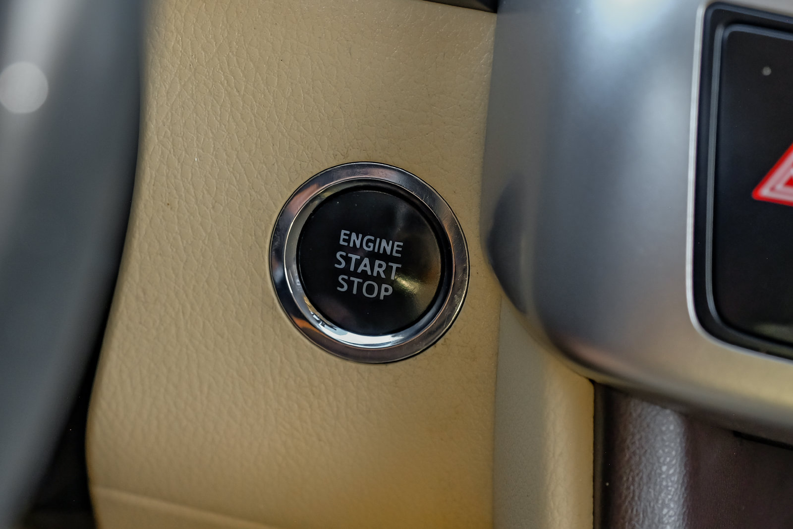 Used 2016 Toyota Highlander Limited w/ Driver Technology Package FWD image 20