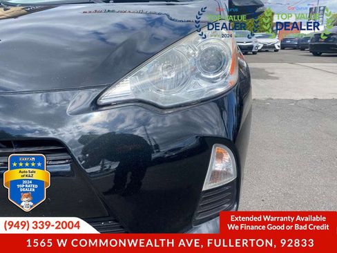 Used 2012 Toyota Prius C Two FWD image 15