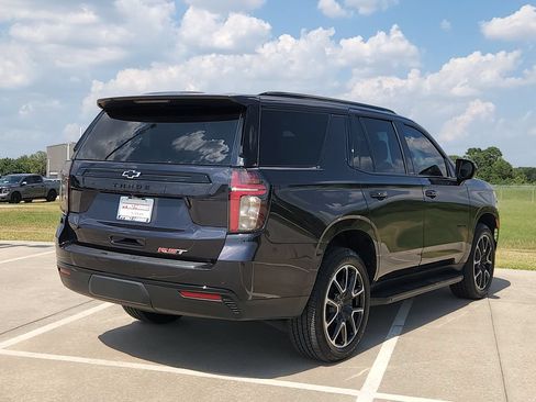Used 2024 Chevrolet Tahoe RST RWD image 5