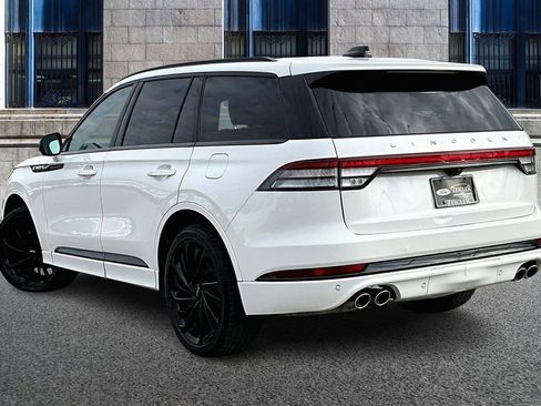 Used 2025 Lincoln Aviator Reserve w/ Jet Appearance Package AWD/4WD image 10