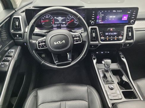 Used 2023 Kia Sorento S w/ Panoramic Sunroof Package FWD image 22