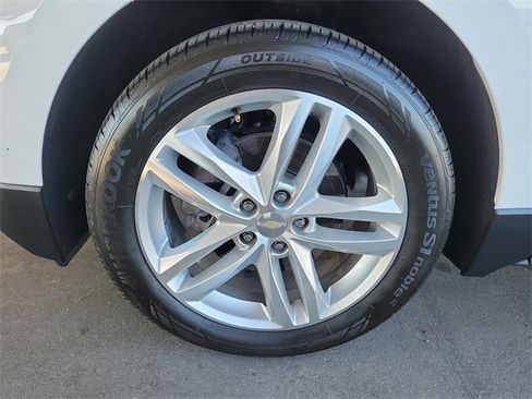 Certified 2020 Chevrolet Equinox Premier image 31