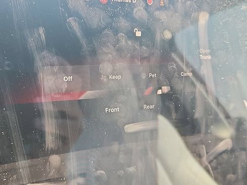 Used 2022 Tesla Model Y Performance AWD/4WD image 15