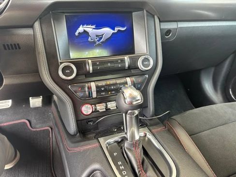 Used 2022 Ford Mustang GT Premium w/ Equipment Group 401A RWD image 3