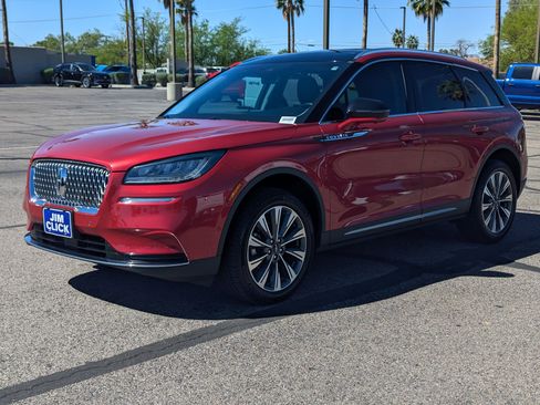 Used 2022 Lincoln Corsair Reserve w/ Equipment Group 201A image 5