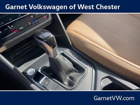 Certified 2024 Volkswagen Tiguan SE R-Line AWD/4WD image 24