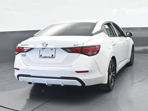 Used 2021 Nissan Sentra SV FWD image 5