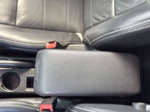 Used 2016 Jeep Patriot High Altitude FWD image 23