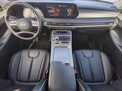 Used 2025 Hyundai Palisade SEL FWD image 18