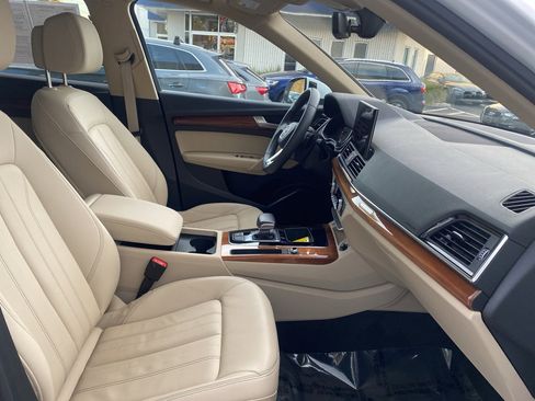 Used 2023 Audi Q5 2.0T Premium w/ Convenience Package image 14