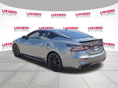 Used 2023 Nissan Maxima SR w/ Sport Mat Group FWD image 5