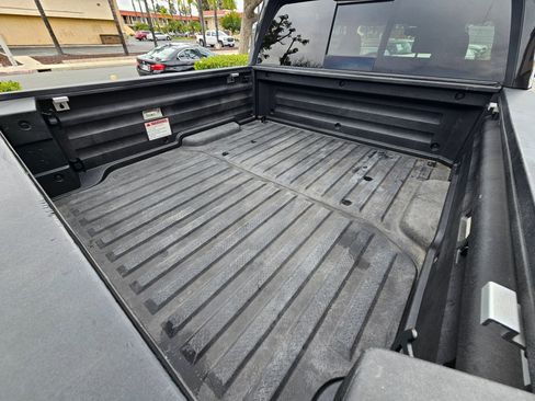 Used 2017 Honda Ridgeline Black Edition image 16