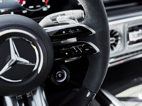 Used 2025 Mercedes-Benz G 63 AMG 4MATIC image 59