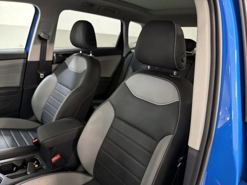 Certified 2024 Volkswagen Taos SEL image 13