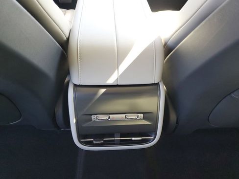 New 2026 Lincoln Nautilus Reserve AWD/4WD image 13