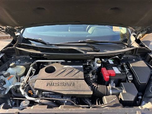Used 2024 Nissan Rogue SV image 26